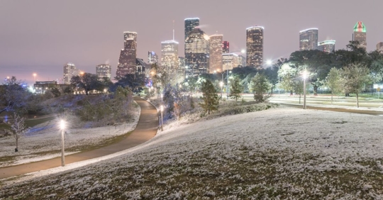 Image of skyline in Texas with snow